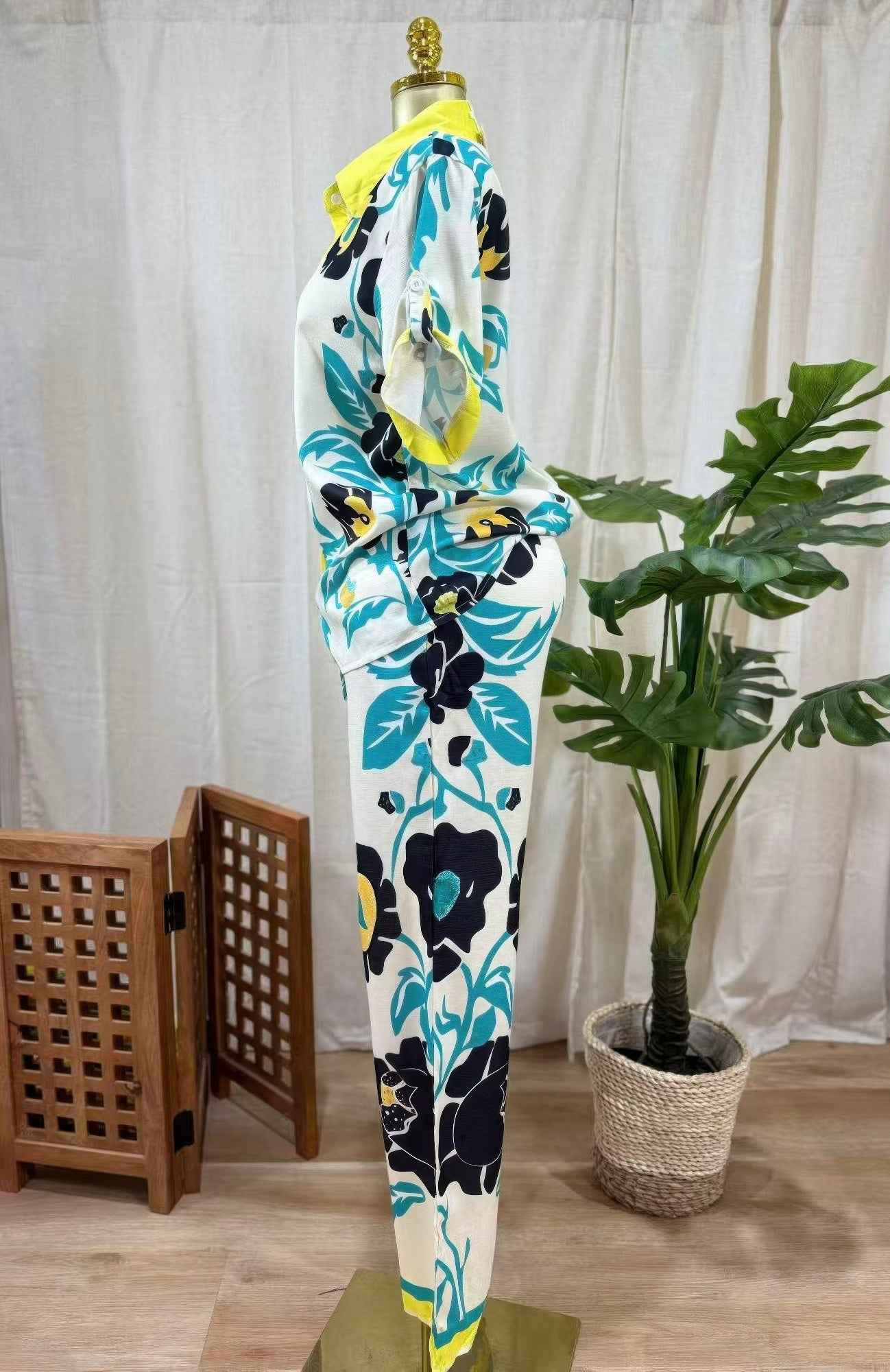 Lime Bloom Two-piece Set - DD Discount Sales