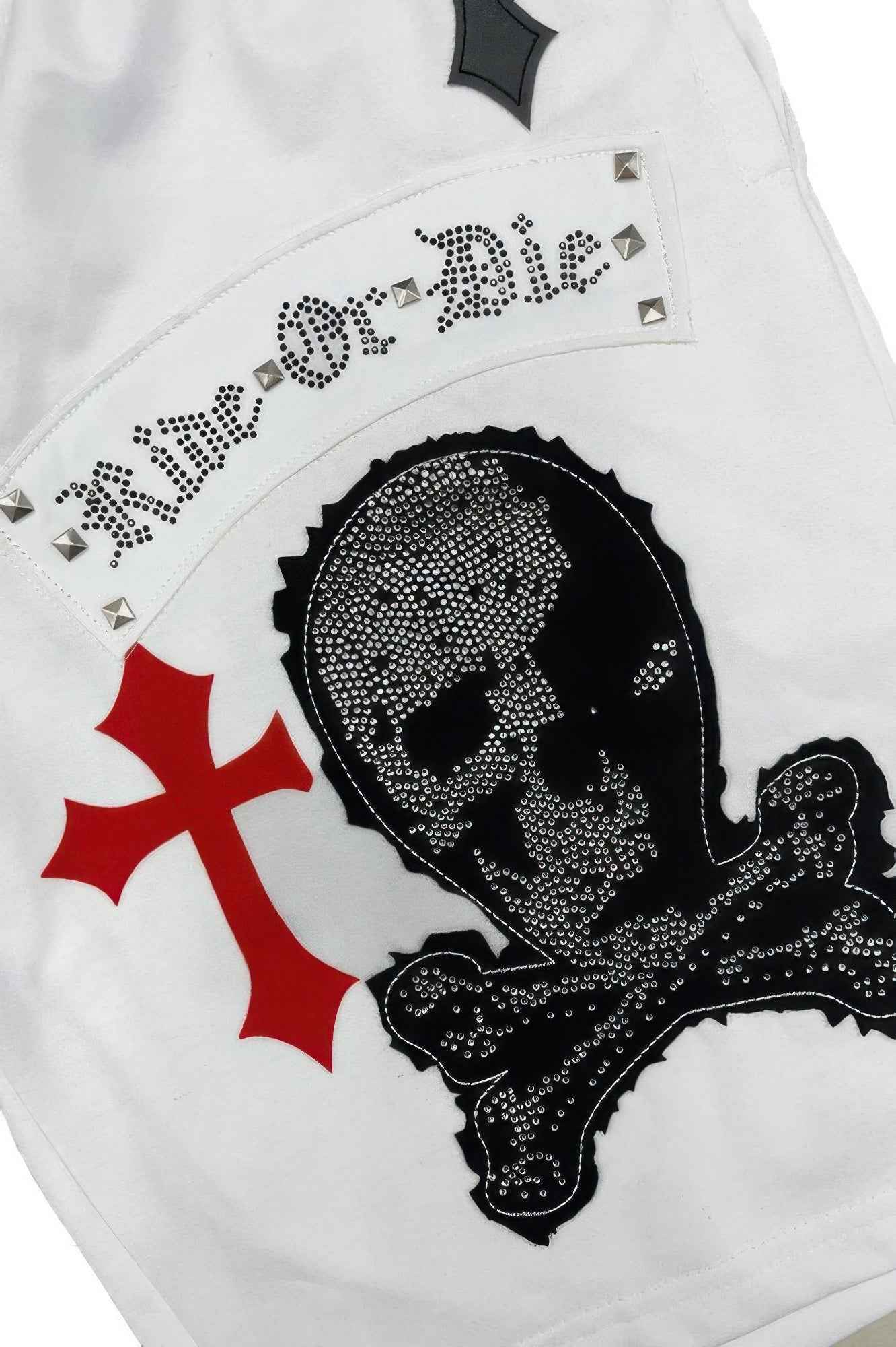 Mens Chrome Cross Skull Shorts - DD Discount Sales